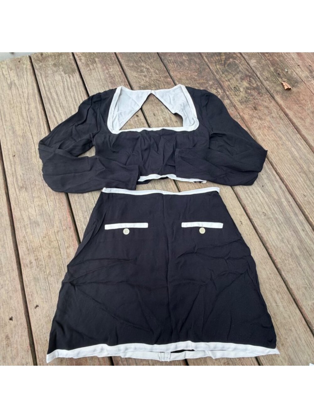 Reformation Womens 2-Piece Black & White Long Sleeve Crop Top And Skirt Set Size